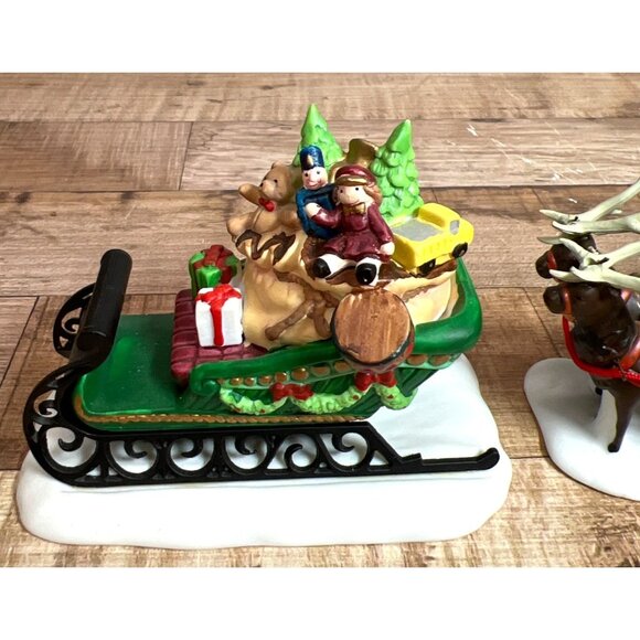 Heritage Village Collection Sleigh & Eight Tiny Reindeer Set - Picture 2 of 7